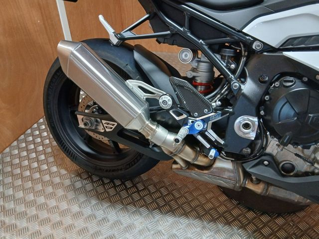 bmw - s-1000-rr
