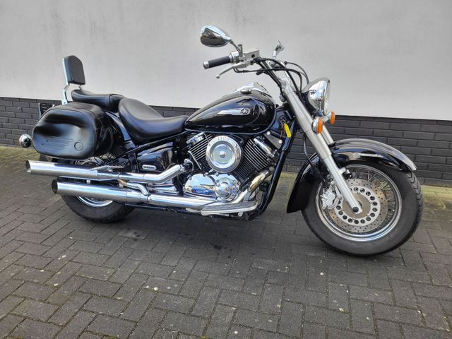 yamaha - xvs-1100-a-dragstar-classic