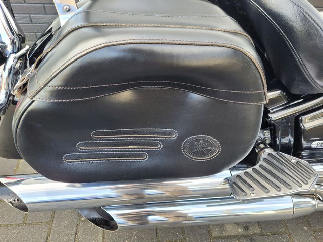yamaha - xvs-1100-a-dragstar-classic