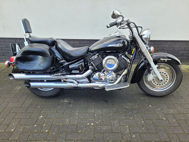 yamaha - xvs-1100-a-dragstar-classic