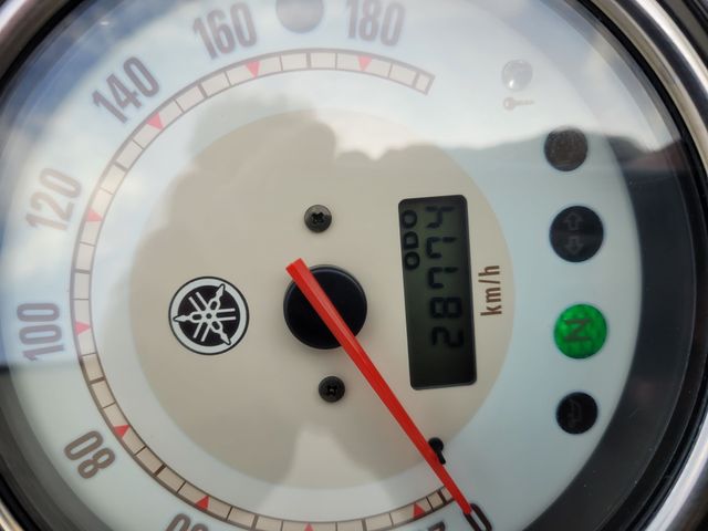 yamaha - xvs-1100-a-dragstar-classic