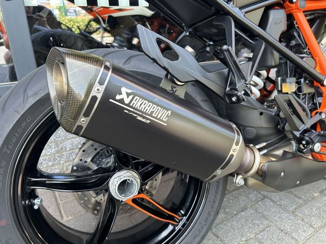 ktm - 1290-super-duke-gt