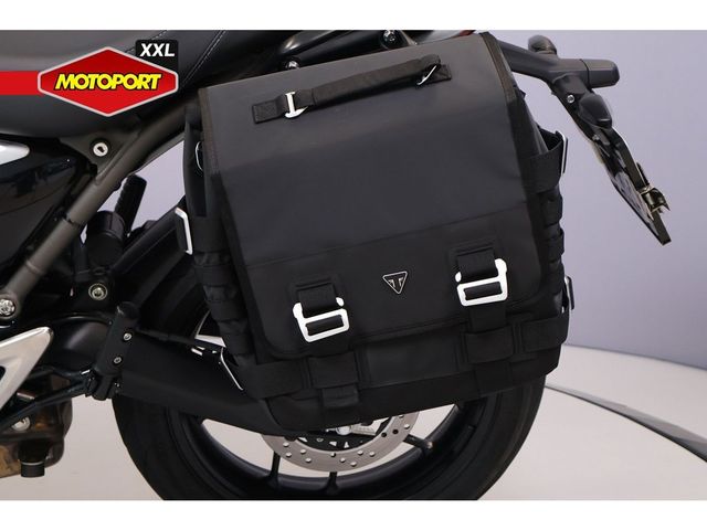 triumph - speed-400
