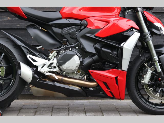 ducati - streetfighter-v2