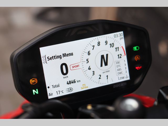 ducati - streetfighter-v2