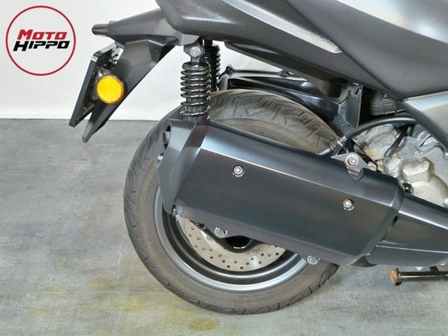 yamaha - x-max-300-abs