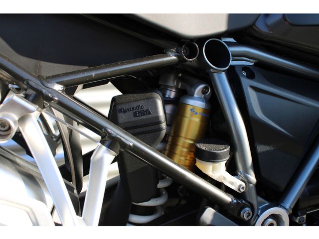 bmw - r-1200-gs-adventure-triple-black