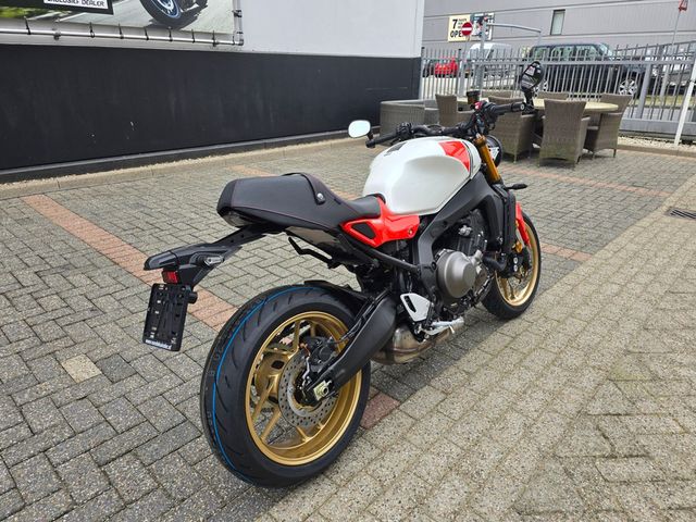 yamaha - xsr-900