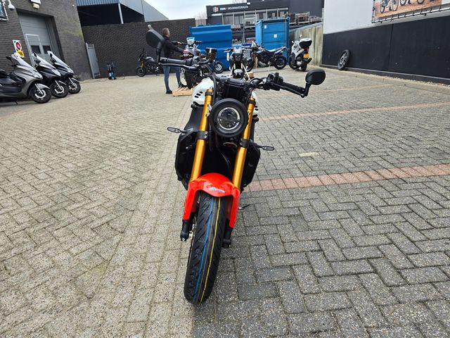 yamaha - xsr-900