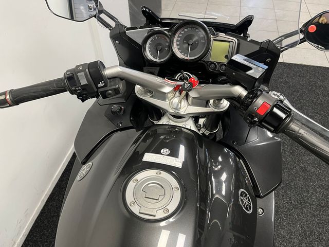 yamaha - fjr-1300