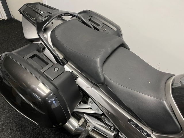yamaha - fjr-1300