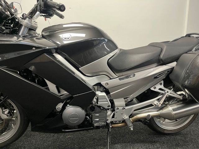 yamaha - fjr-1300