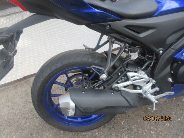 yamaha - yzf-r-125-abs