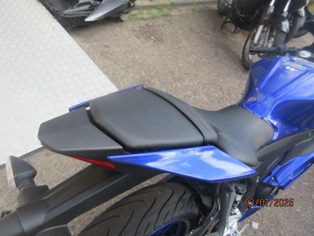 yamaha - yzf-r-125-abs