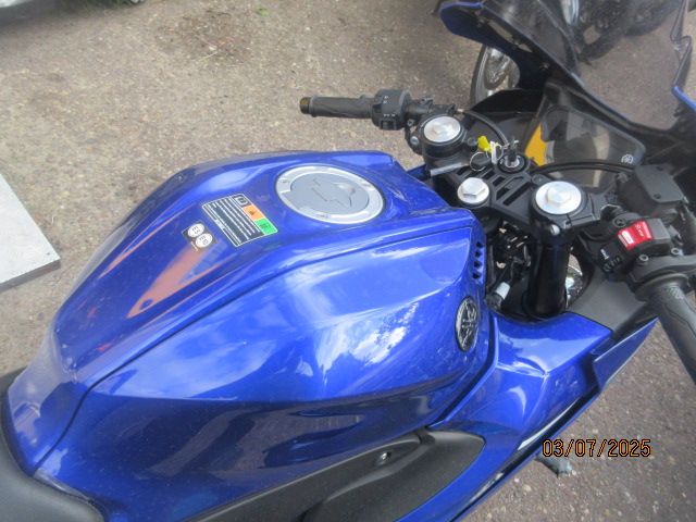 yamaha - yzf-r-125-abs