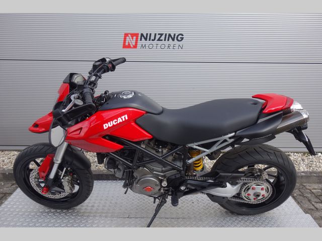 ducati - hypermotard-796