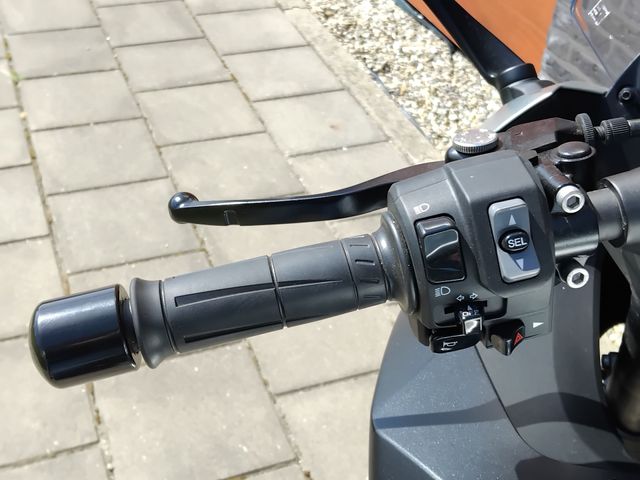 kawasaki - z-1000-sx
