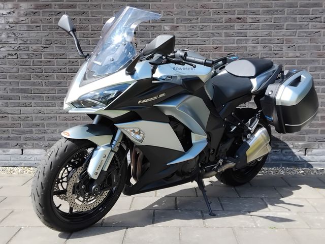 kawasaki - z-1000-sx