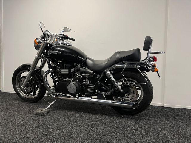 triumph - speedmaster