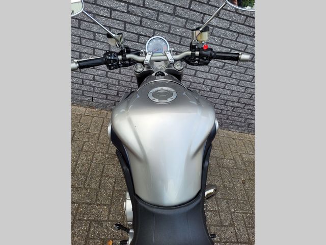 yamaha - mt-01
