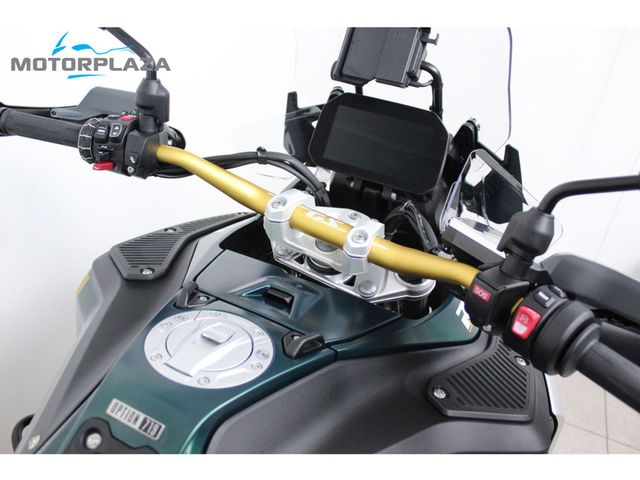 bmw - r-1300-gs-adventure