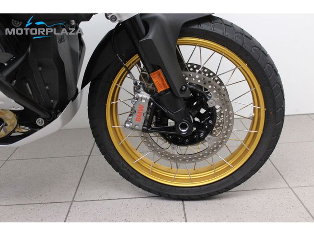 bmw - r-1300-gs-adventure