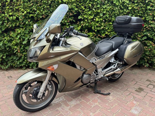 yamaha - fjr-1300