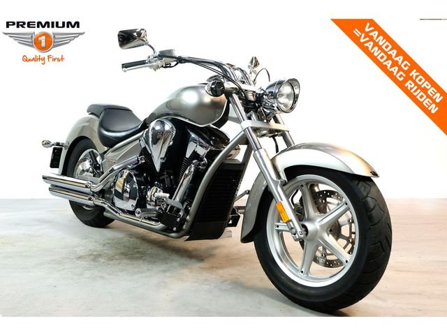 honda - vt-1300-cx-abs