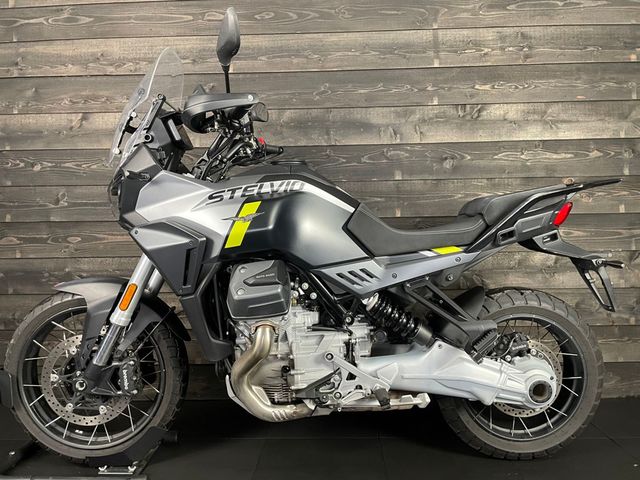 moto-guzzi - stelvio