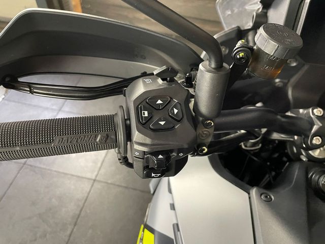 moto-guzzi - stelvio