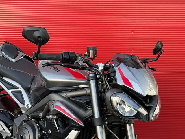 triumph - street-triple-rs