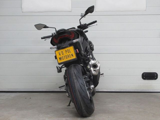 kawasaki - z900