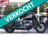 INDIAN MOTORCYCLE SPRINGFIELD DARK HORSE