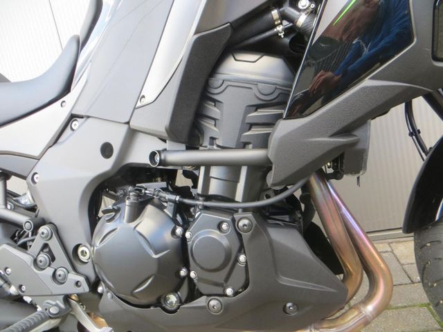 kawasaki - versys-1100