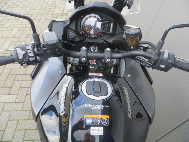 kawasaki - versys-1100