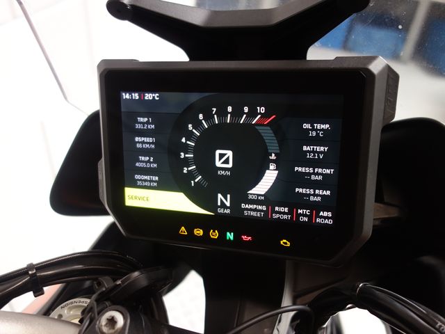 ktm - 1290-super-duke-gt