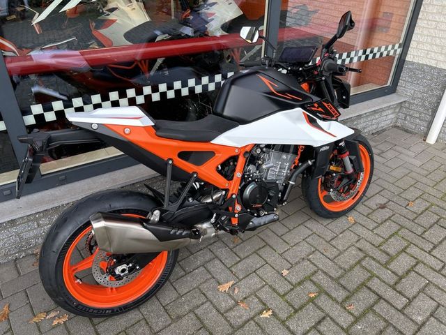 ktm - 990-duke-r