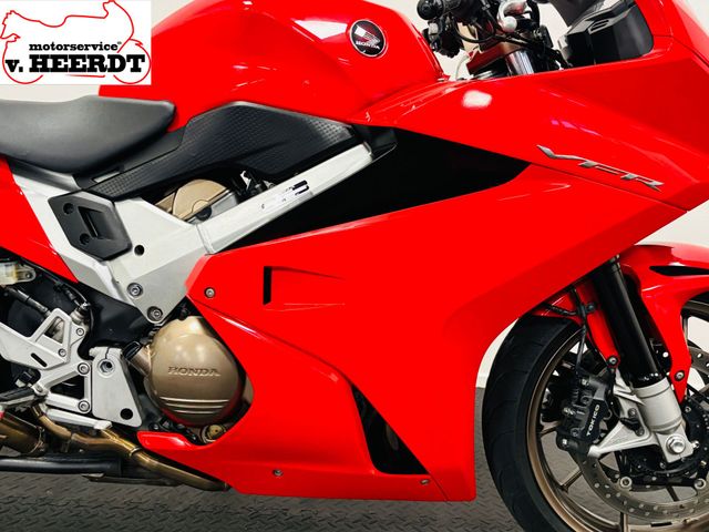 honda - vfr-800-vtec-abs