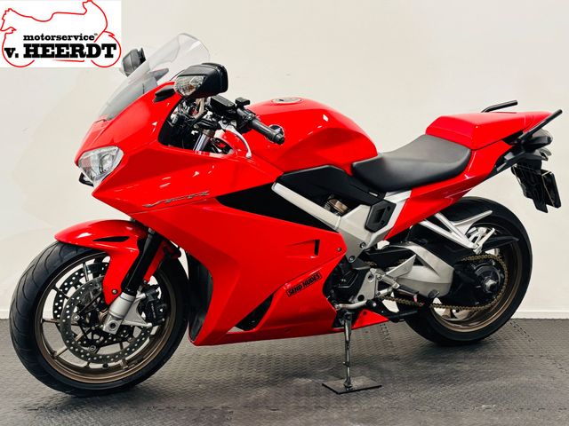 honda - vfr-800-vtec-abs