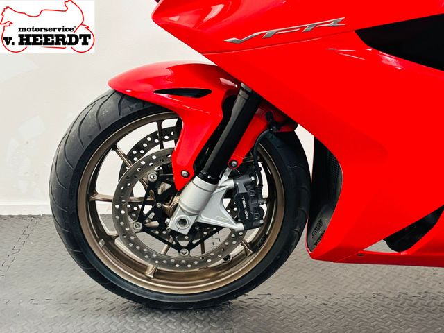 honda - vfr-800-vtec-abs