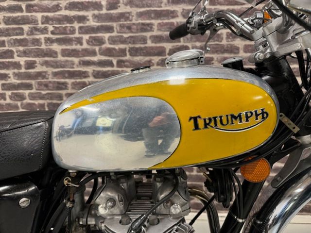 triumph - trophy-1200