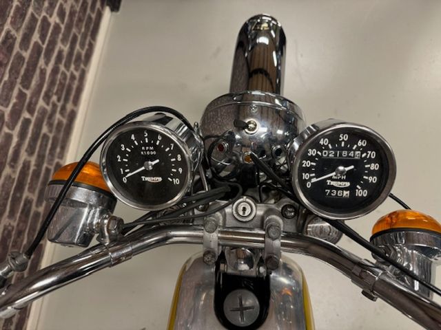 triumph - trophy-1200