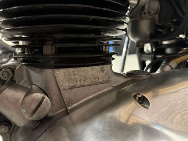 triumph - trophy-1200