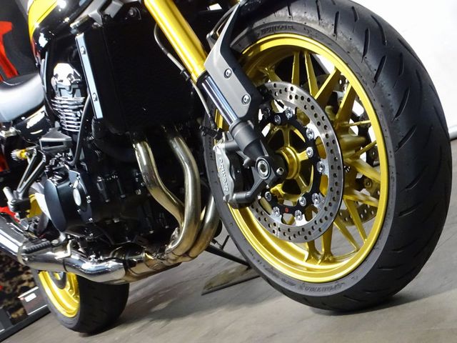 kawasaki - z900rs-se