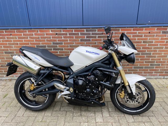 triumph - street-triple-675