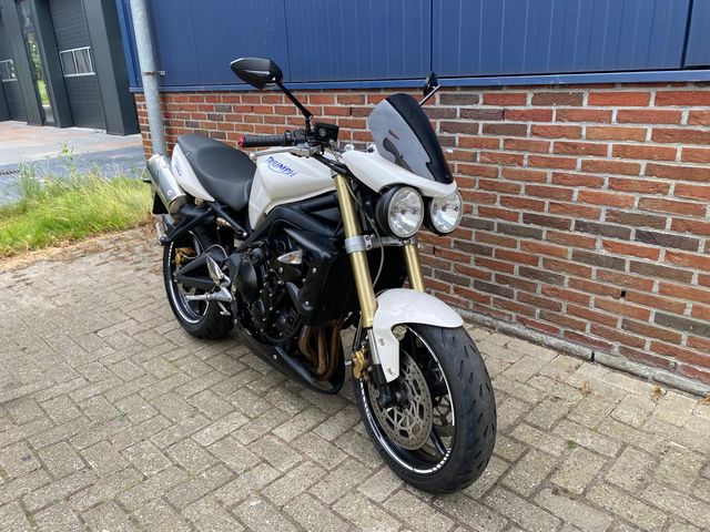 triumph - street-triple-675