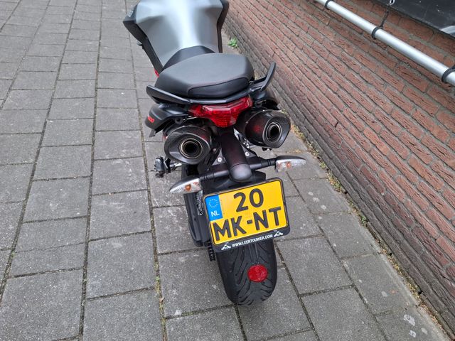 aprilia - shiver-900