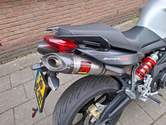 aprilia - shiver-900