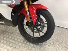 Yamaha YZF-R 125 A 2026 nieuw – foto 6 van 18