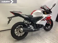 Yamaha YZF-R 125 A 2026 nieuw – foto 7 van 18